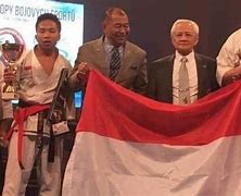 Juara Karate Dunia