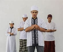 Mimpi Sholat Sendiri Tapi Tidak Selesai